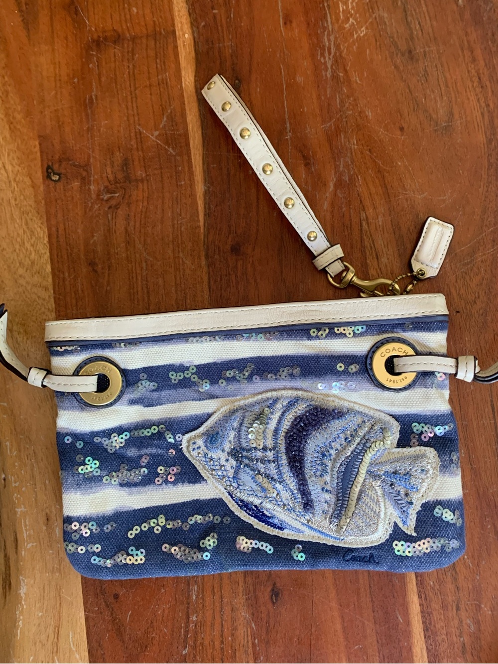 Rare coach Audrey Fish Motif Sequin Zip Top Wristlet Clutch